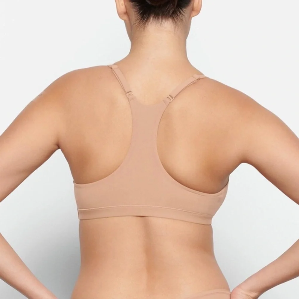 NWT SKIMS Fits Everybody Racerback Scoop Bralette in size small Ochre/Tan - Picture 4 of 8